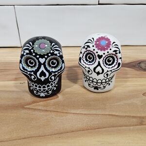 Sugar Skull Day Of The Dead Salt And Pepper Shakers